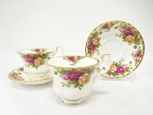 ROYAL ALBERT　ロイヤルアルバート　オールドカントリーローズ　ティーカップ＆ソーサー　ペア